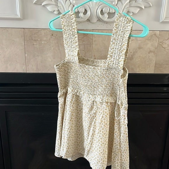 Floral Smocked Top - Picture 5 of 6